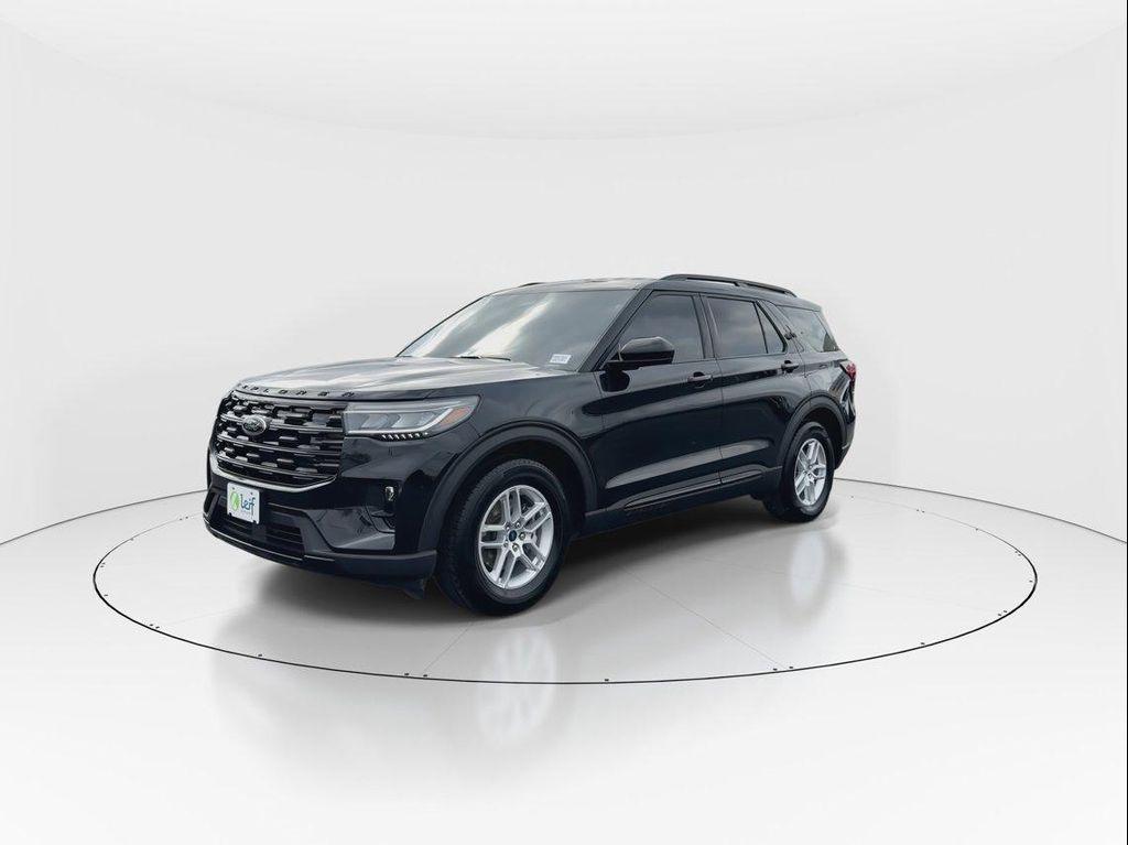 used 2025 Ford Explorer car, priced at $35,562