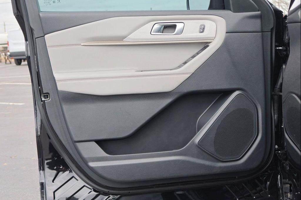 used 2025 Ford Explorer car, priced at $35,562