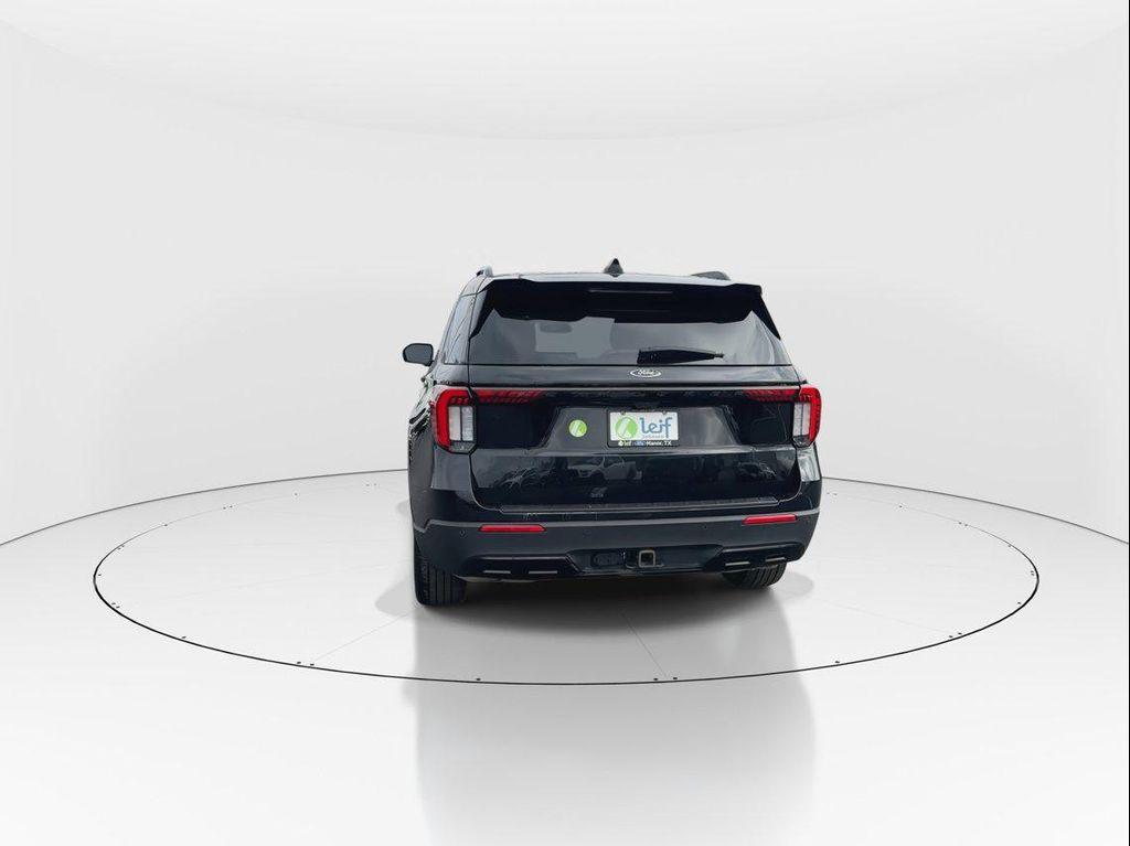 used 2025 Ford Explorer car, priced at $35,562