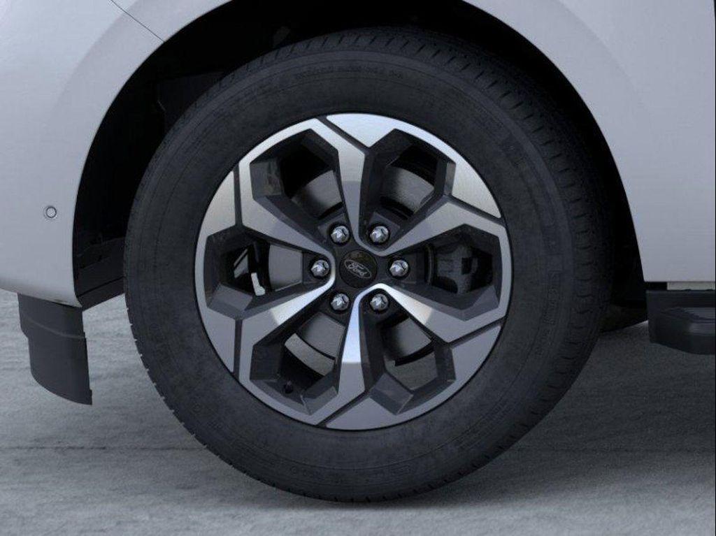 new 2026 Ford Expedition car, priced at $69,765