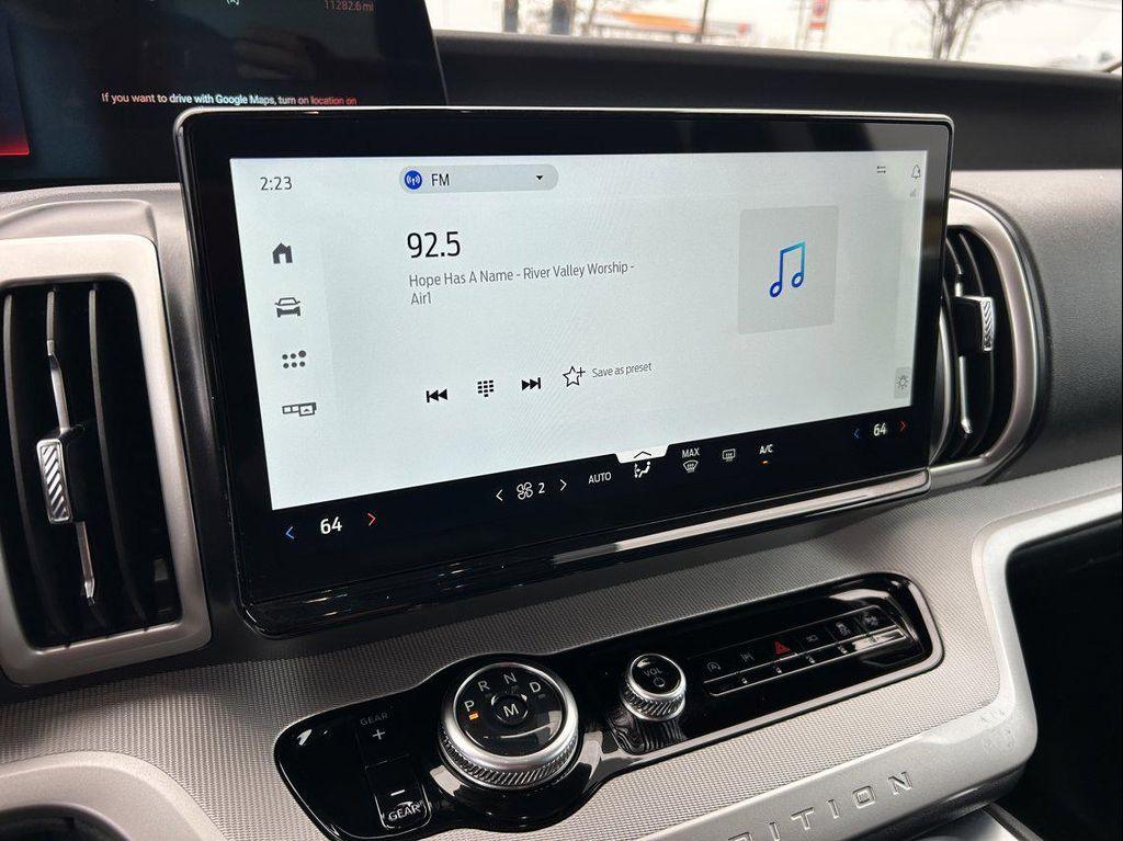 used 2025 Ford Expedition car, priced at $58,995