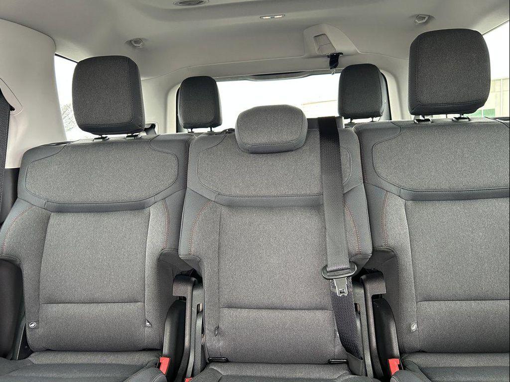 used 2025 Ford Expedition car, priced at $58,995