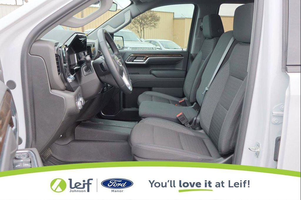 used 2025 GMC Sierra 1500 car, priced at $45,683