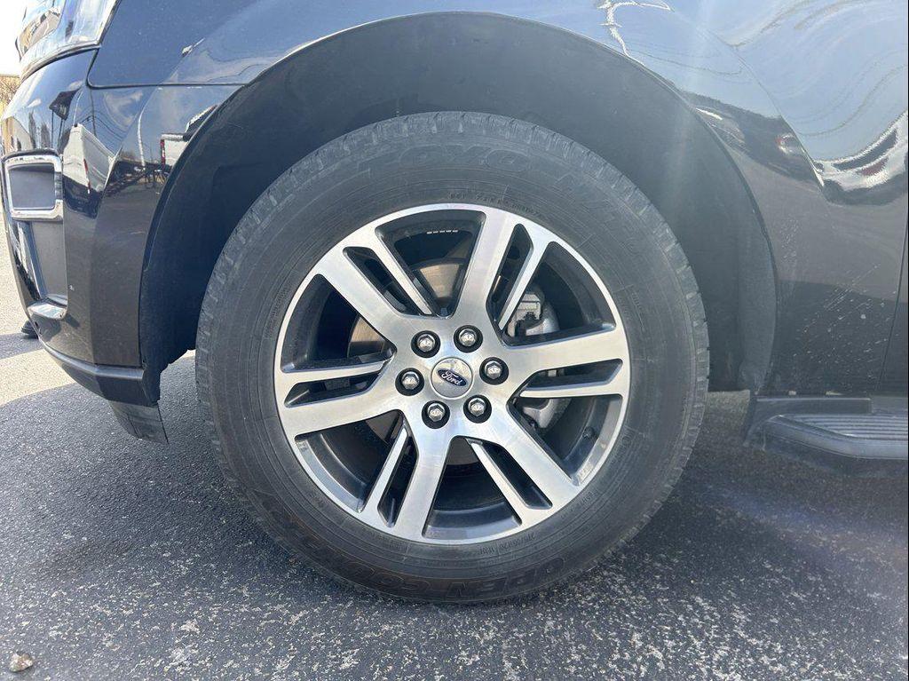 used 2024 Ford Expedition car