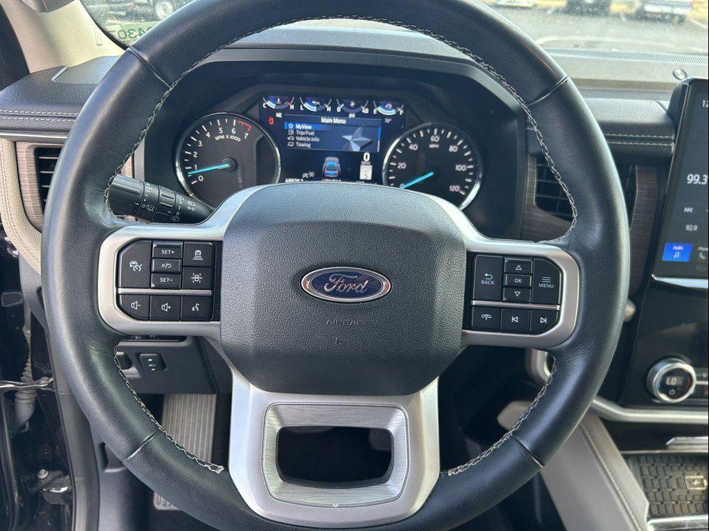 used 2024 Ford Expedition car