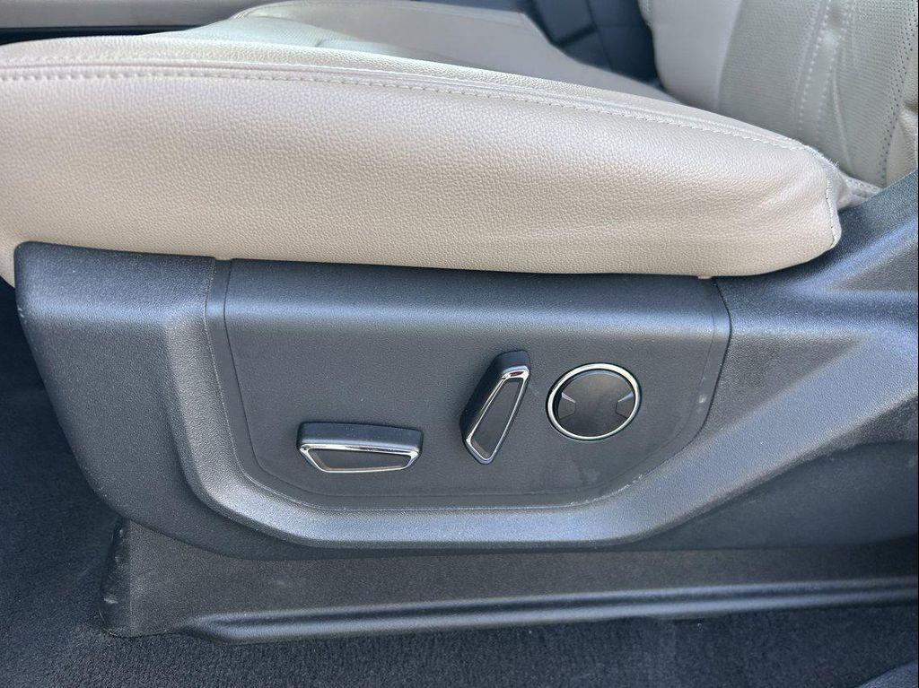 used 2024 Ford Expedition car