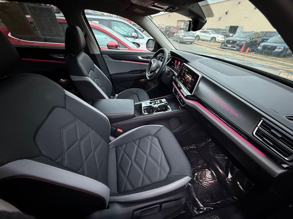 used 2025 Volkswagen Atlas car, priced at $41,000