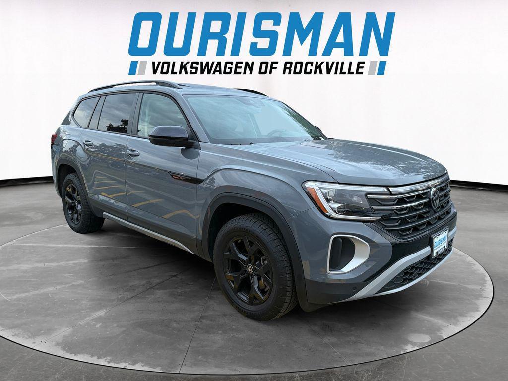 used 2025 Volkswagen Atlas car, priced at $38,000