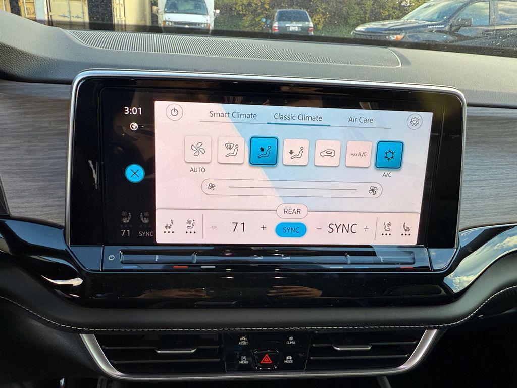 new 2026 Volkswagen Atlas car, priced at $53,124