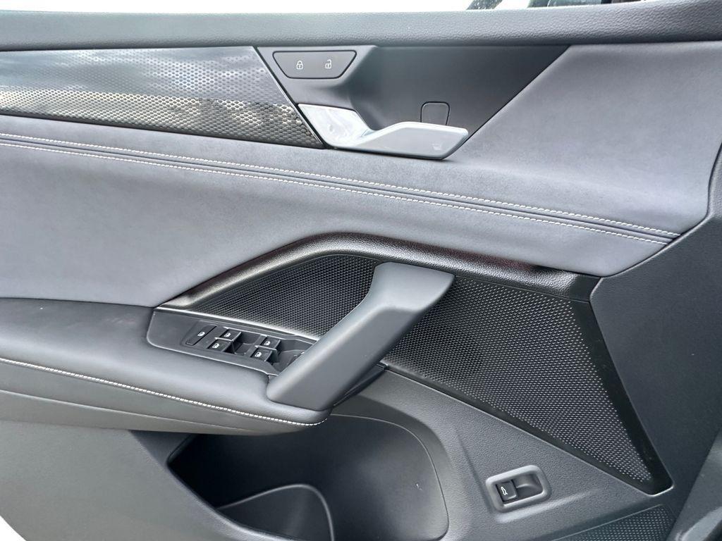 new 2026 Volkswagen Tiguan car, priced at $35,443