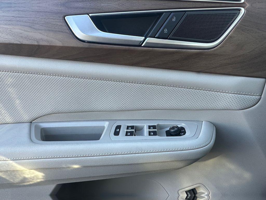 new 2026 Volkswagen Atlas car, priced at $47,189