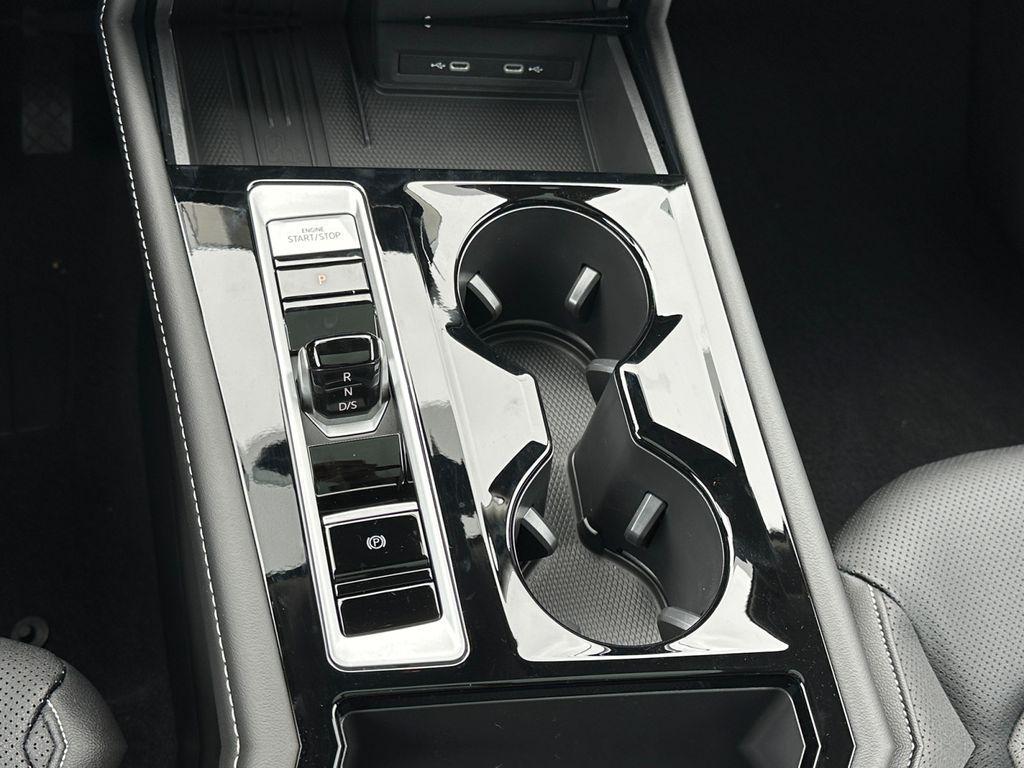 new 2026 Volkswagen Atlas car, priced at $45,018