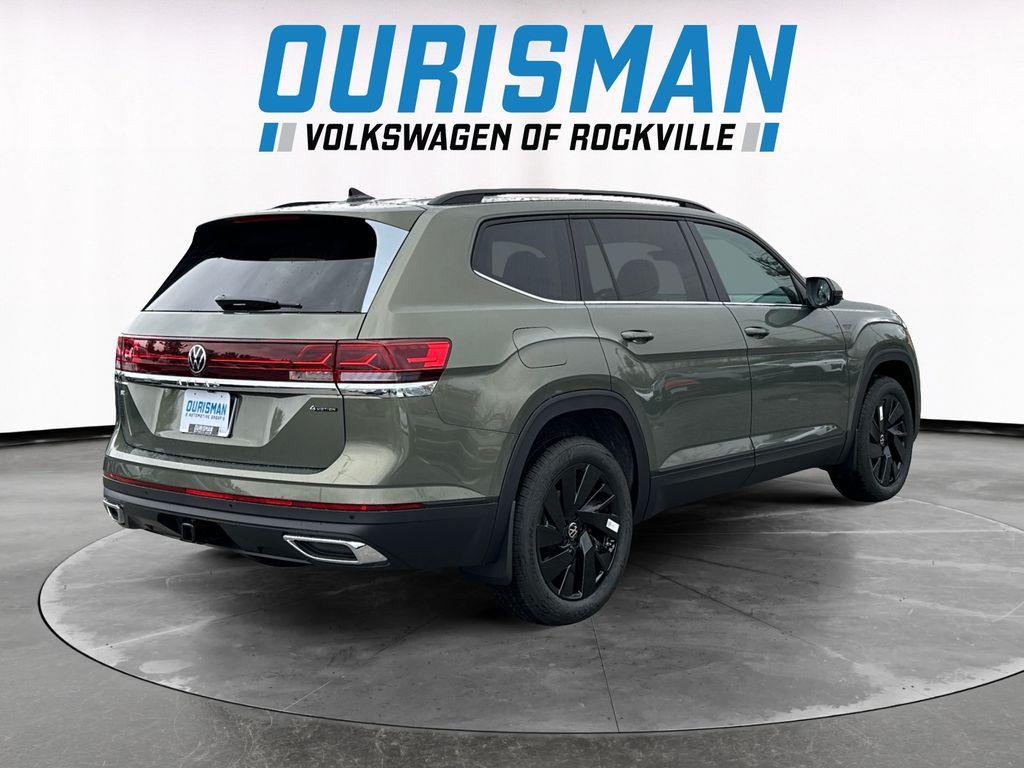 new 2026 Volkswagen Atlas car, priced at $45,018