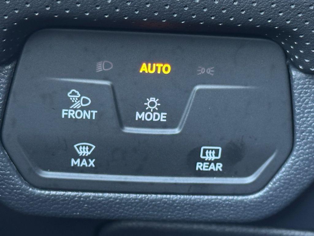 used 2025 Volkswagen Atlas Cross Sport car, priced at $38,500