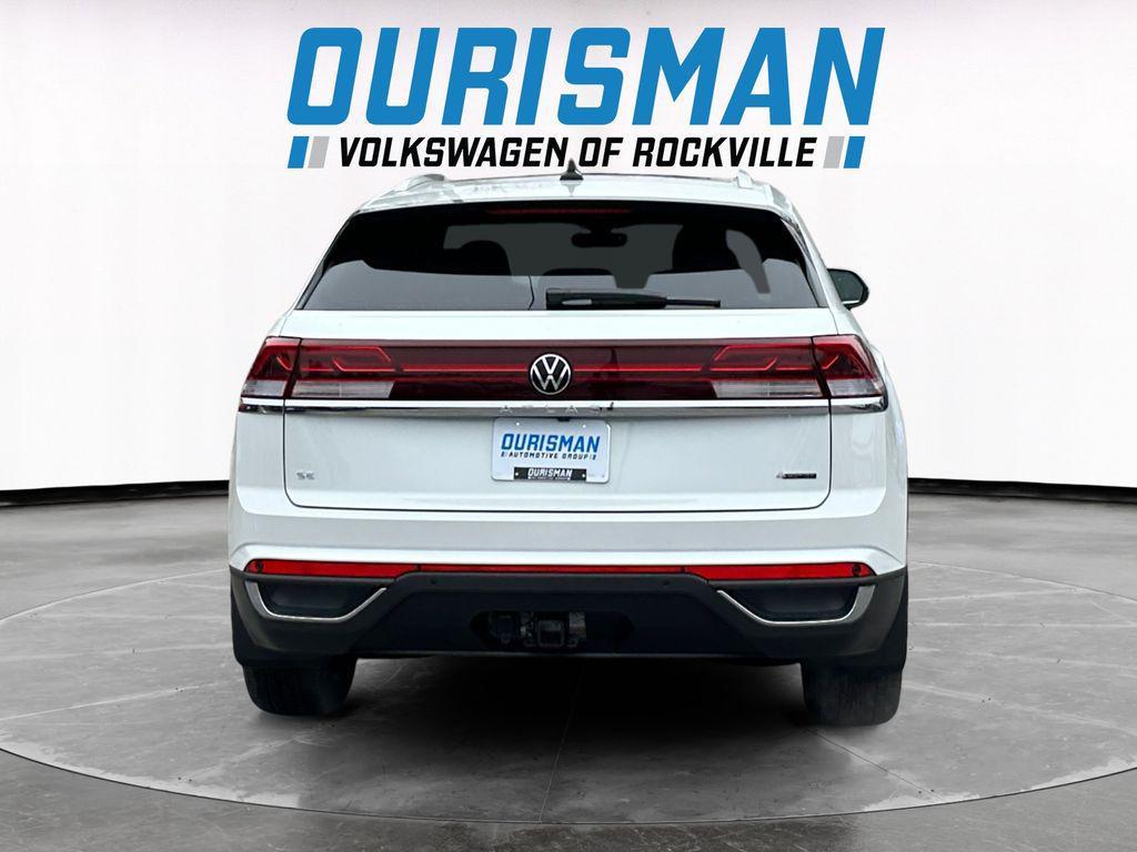 new 2026 Volkswagen Atlas Cross Sport car, priced at $44,026