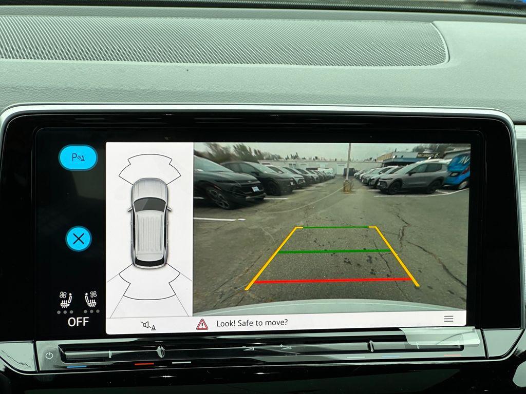 new 2026 Volkswagen Atlas Cross Sport car, priced at $44,026