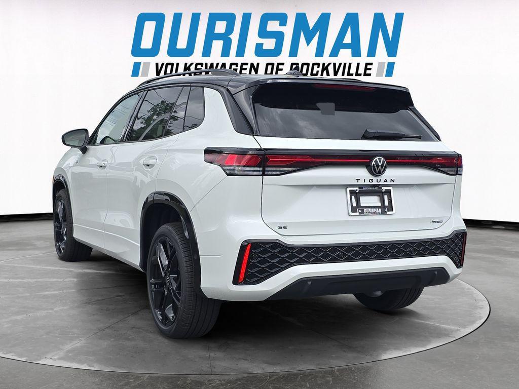 new 2025 Volkswagen Tiguan car, priced at $33,167