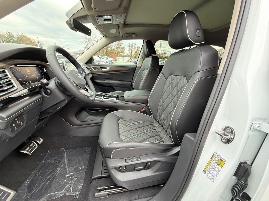 new 2026 Volkswagen Atlas car, priced at $53,124