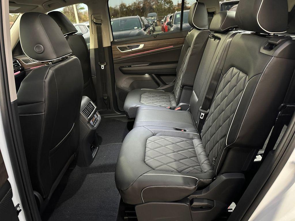 new 2026 Volkswagen Atlas car, priced at $52,433