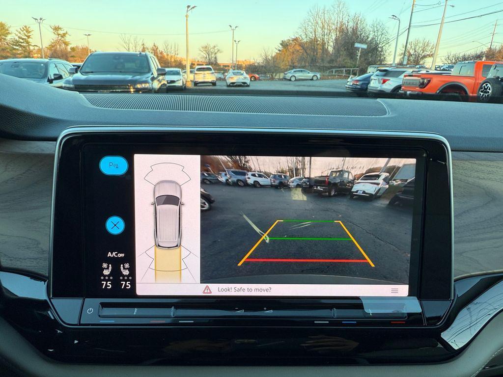 new 2026 Volkswagen Atlas car