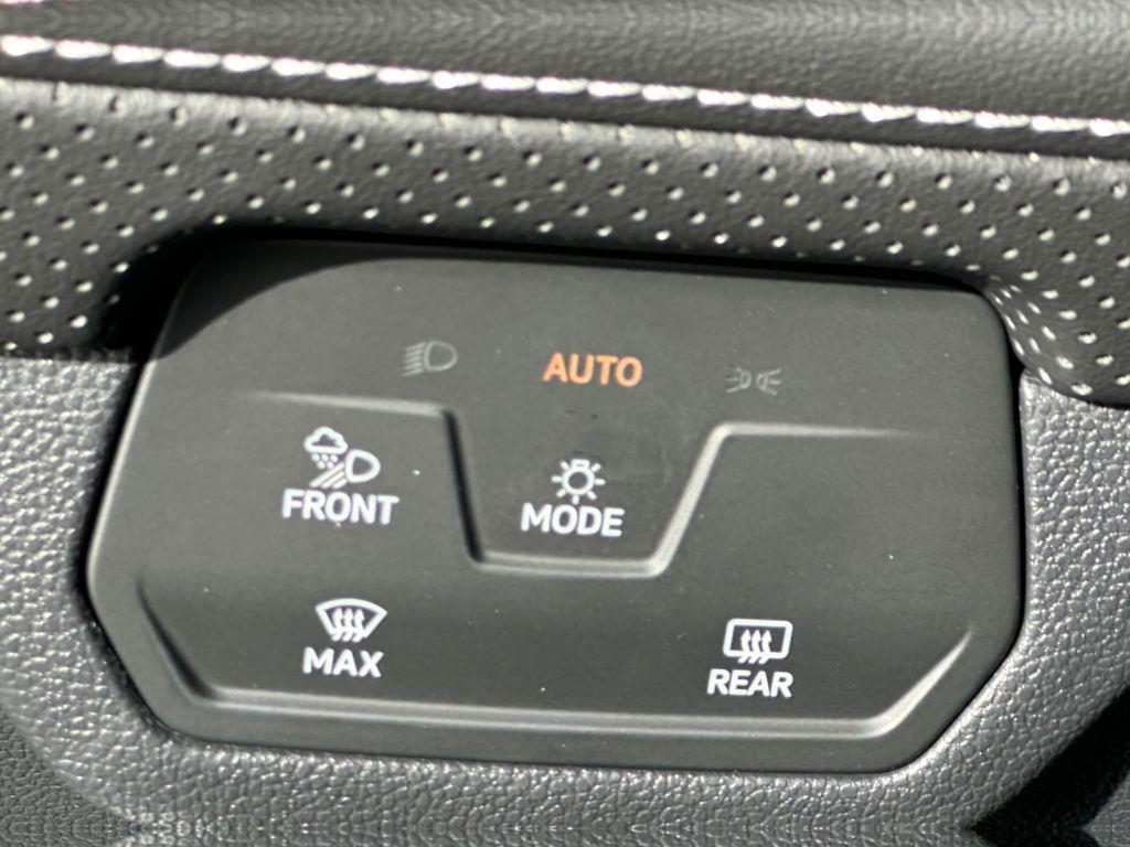 new 2026 Volkswagen Atlas Cross Sport car, priced at $51,519