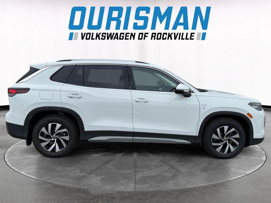 new 2026 Volkswagen Tiguan car, priced at $30,293