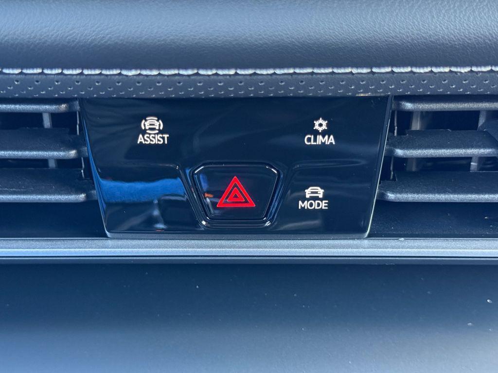 new 2026 Volkswagen Atlas car, priced at $39,365