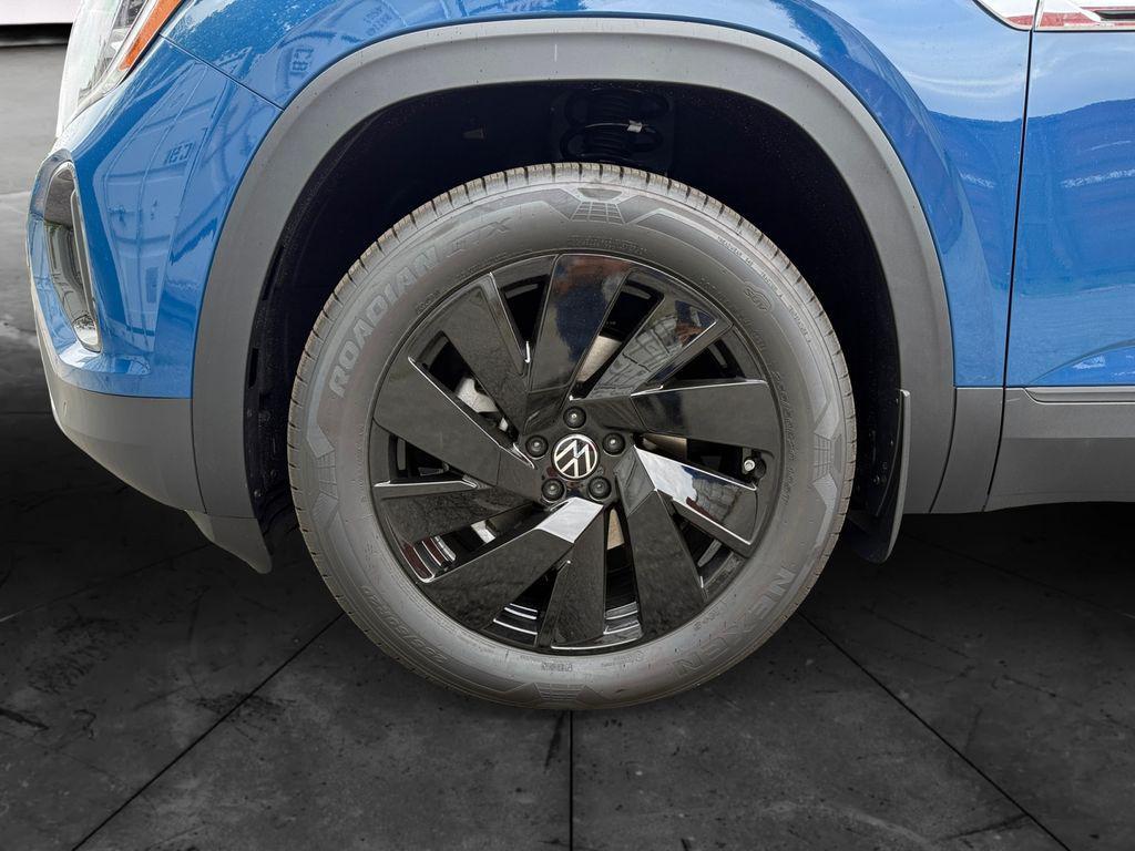 new 2025 Volkswagen Atlas Cross Sport car, priced at $36,942