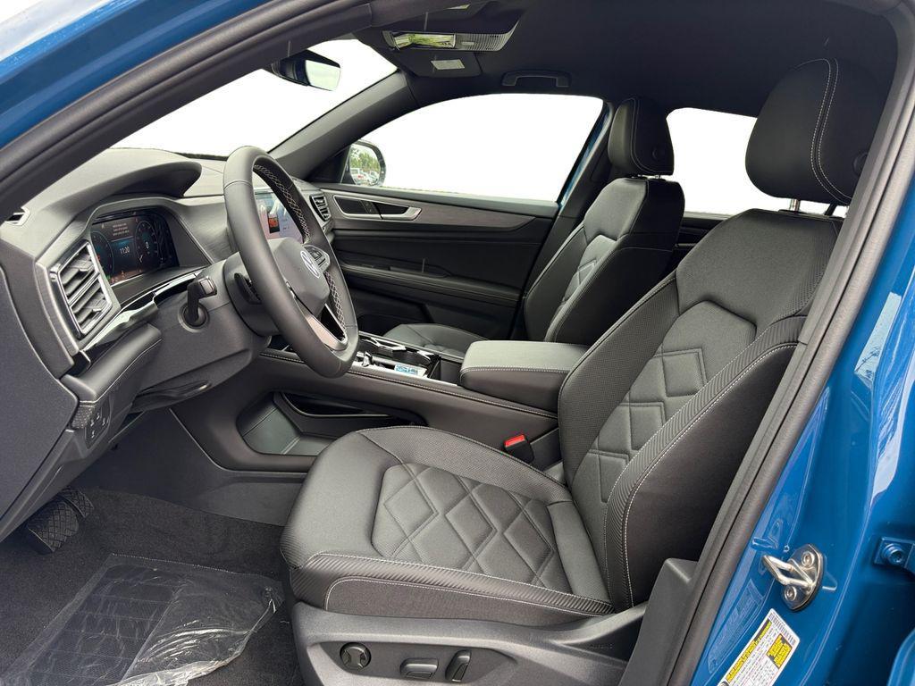 new 2025 Volkswagen Atlas Cross Sport car, priced at $36,942