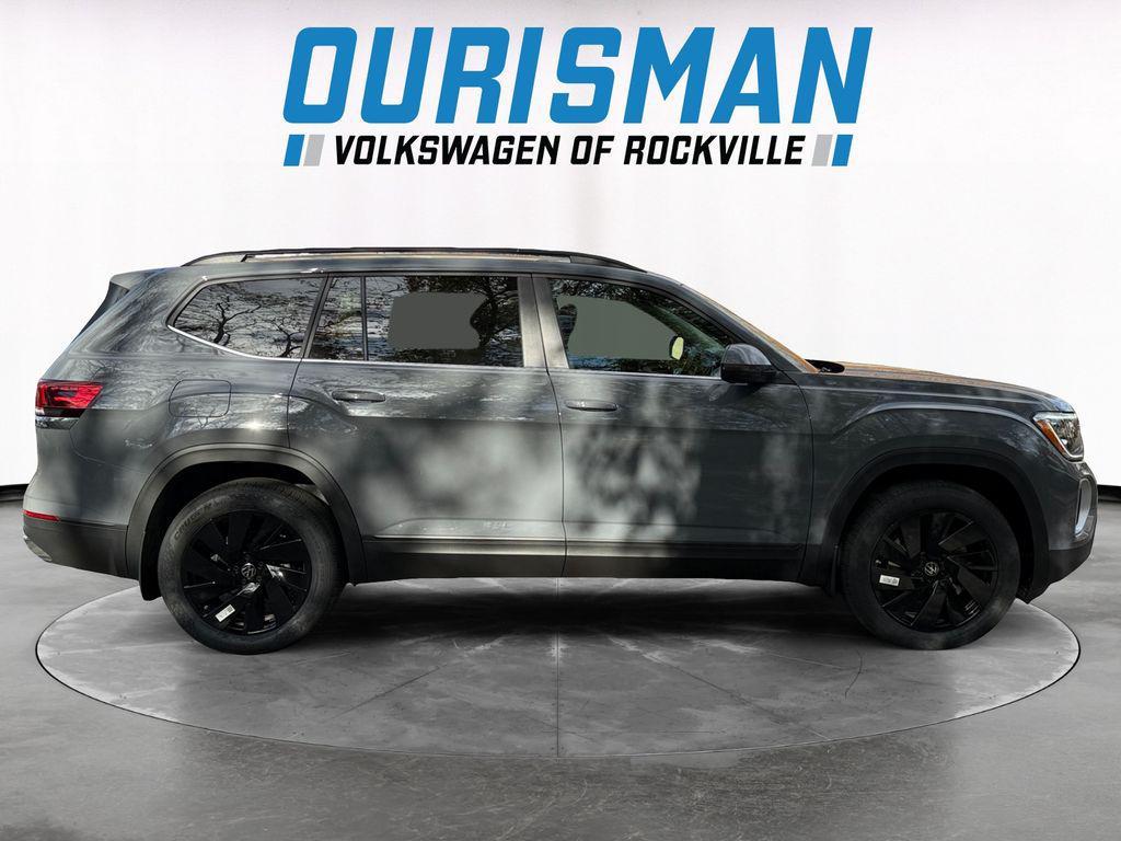 new 2026 Volkswagen Atlas car, priced at $44,423