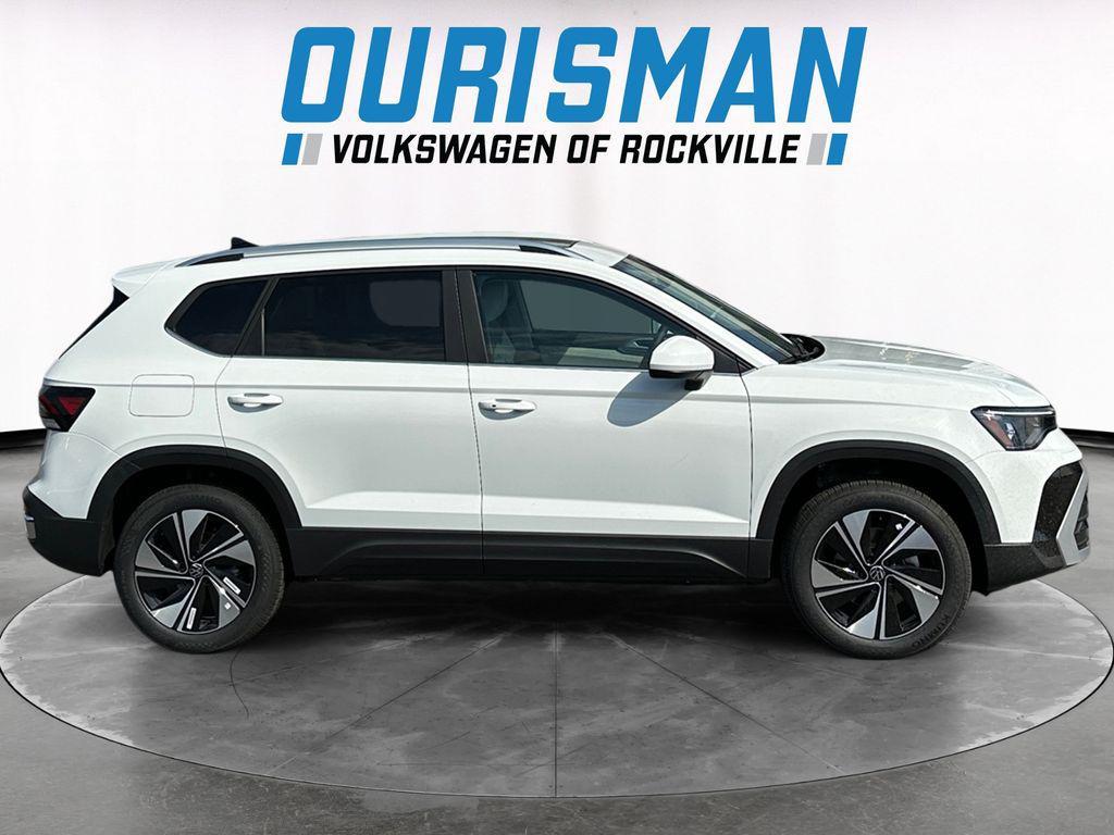 new 2026 Volkswagen Taos car