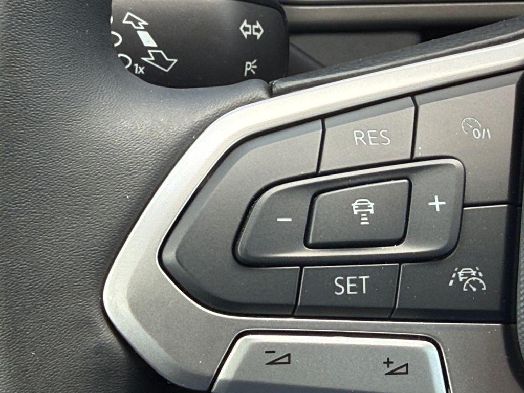new 2026 Volkswagen Taos car