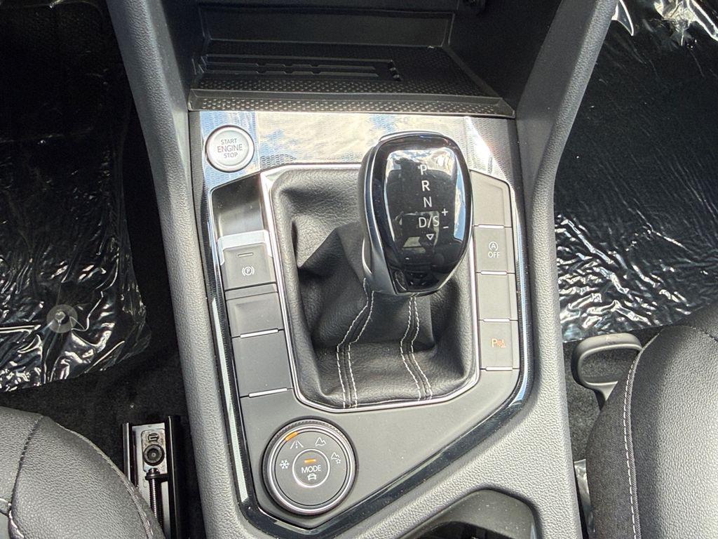 new 2026 Volkswagen Taos car