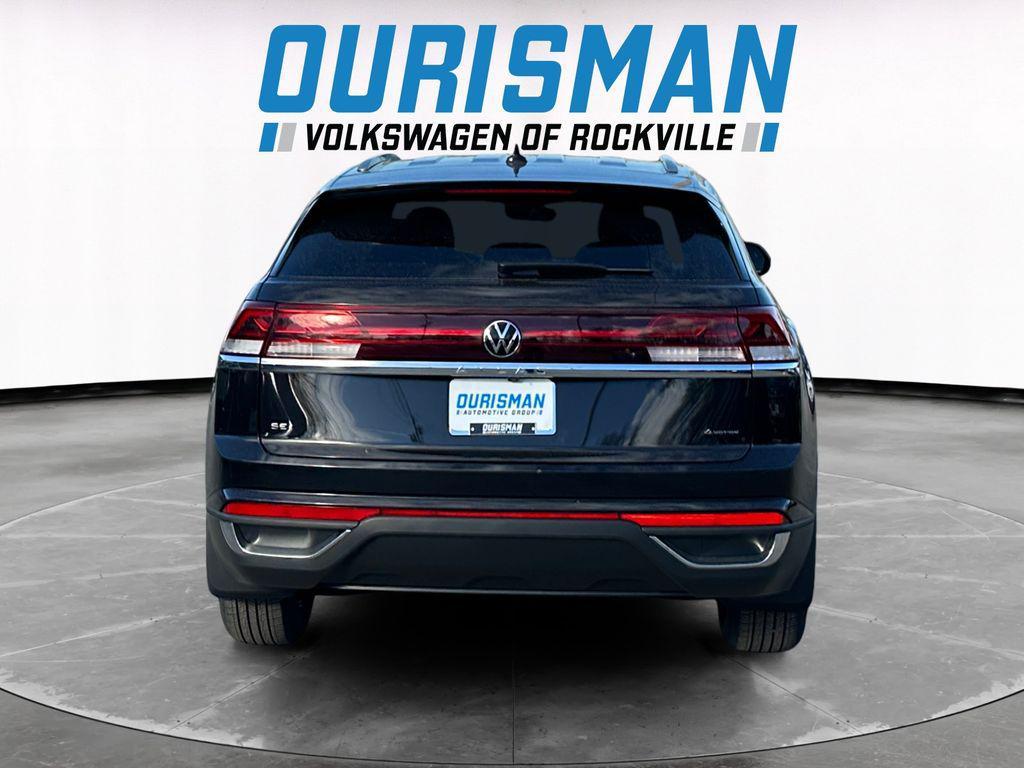 new 2026 Volkswagen Atlas Cross Sport car, priced at $39,876
