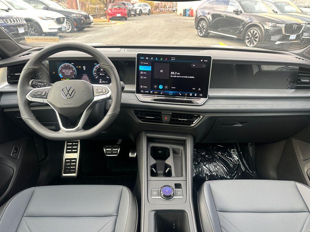 new 2025 Volkswagen Tiguan car, priced at $33,910