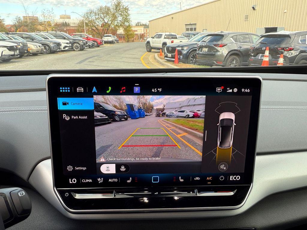 new 2025 Volkswagen ID.4 car, priced at $34,135