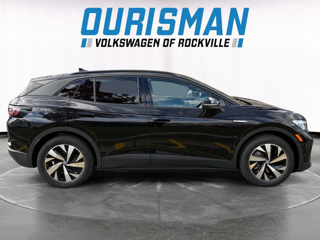 new 2025 Volkswagen ID.4 car, priced at $34,135