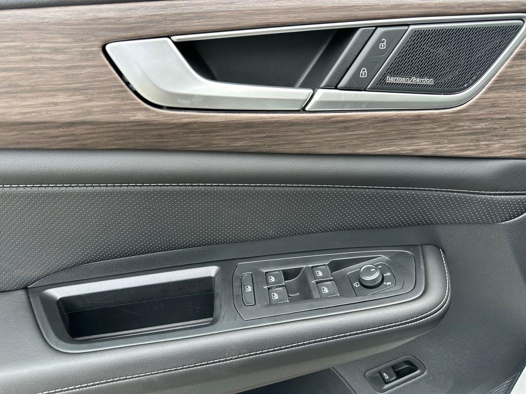 new 2026 Volkswagen Atlas car, priced at $52,526