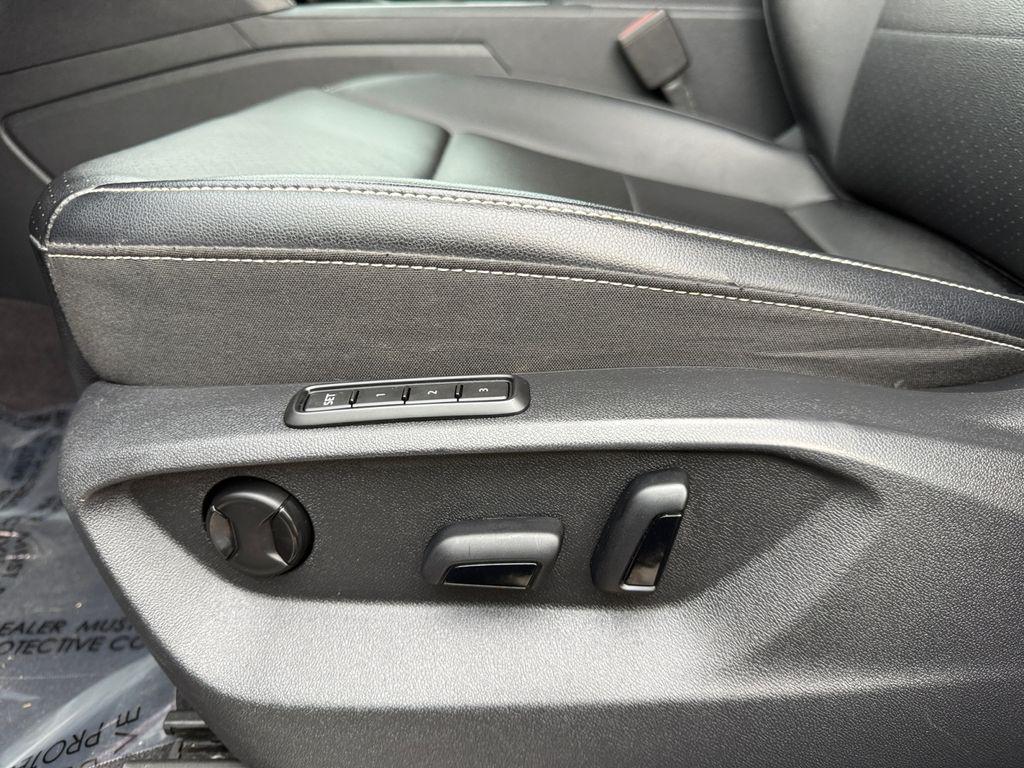 used 2022 Volkswagen Atlas car, priced at $25,000