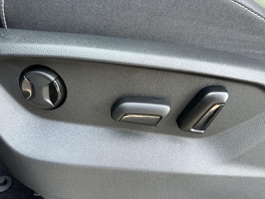 new 2026 Volkswagen Atlas car, priced at $43,665