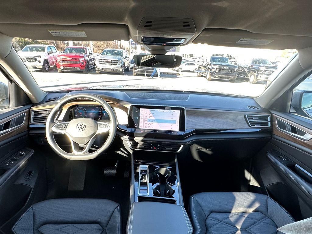 new 2026 Volkswagen Atlas car, priced at $43,579