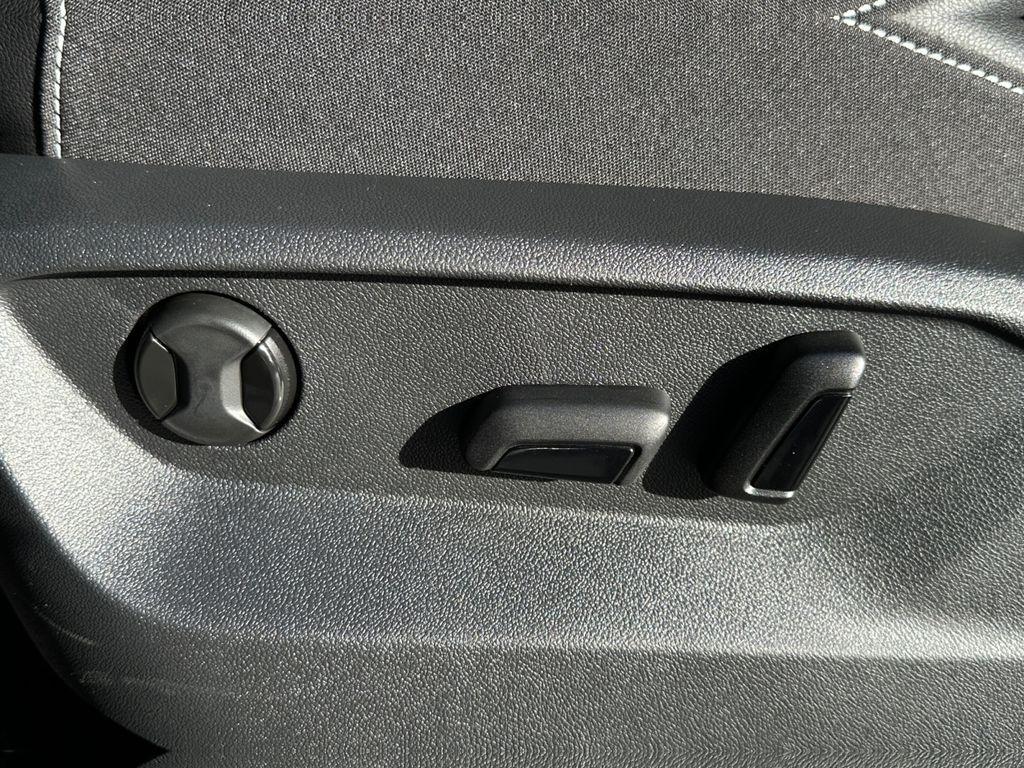 new 2026 Volkswagen Atlas car, priced at $43,579