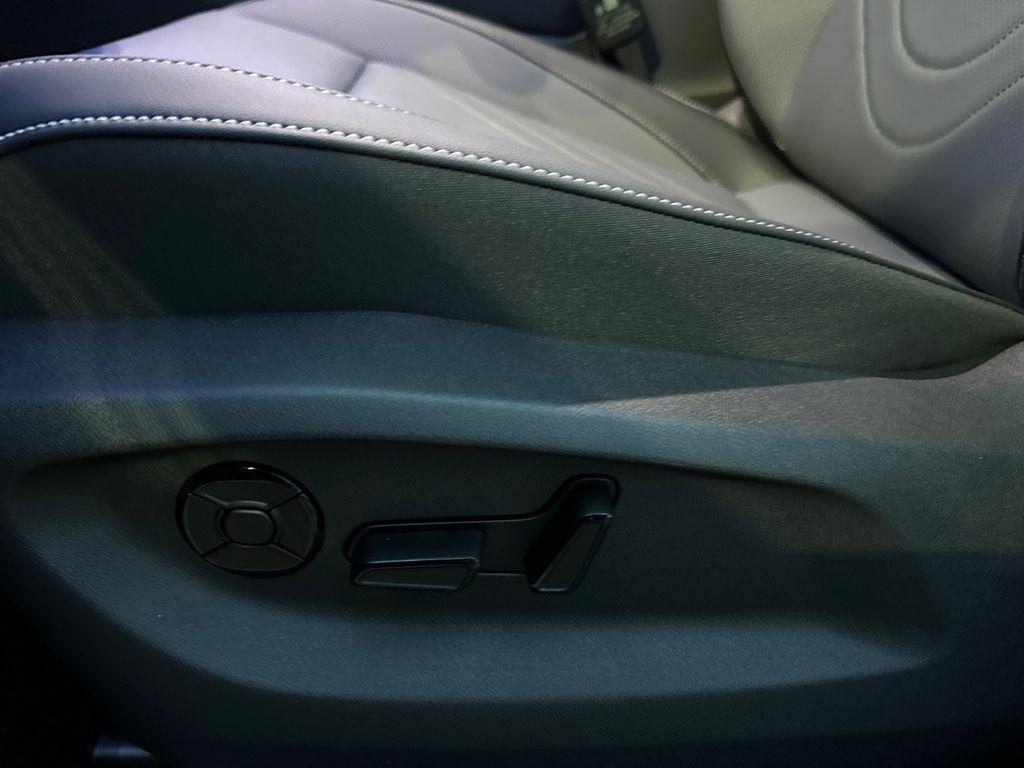 new 2026 Volkswagen Tiguan car, priced at $38,417