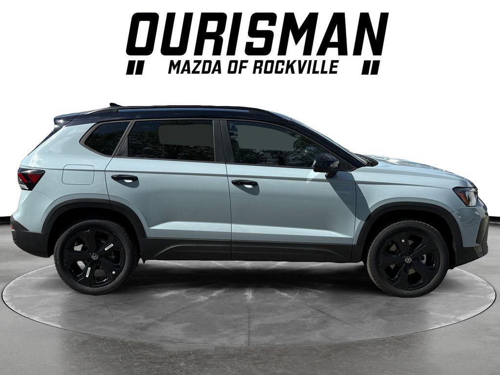new 2026 Volkswagen Taos car