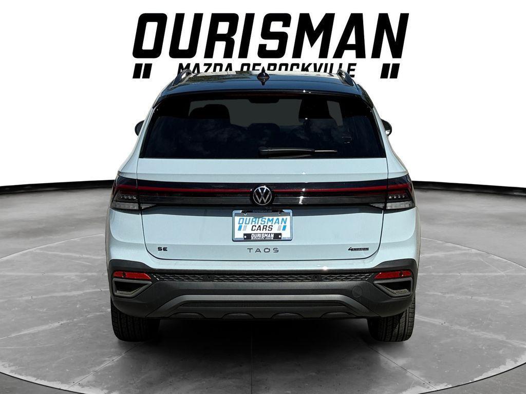 new 2026 Volkswagen Taos car