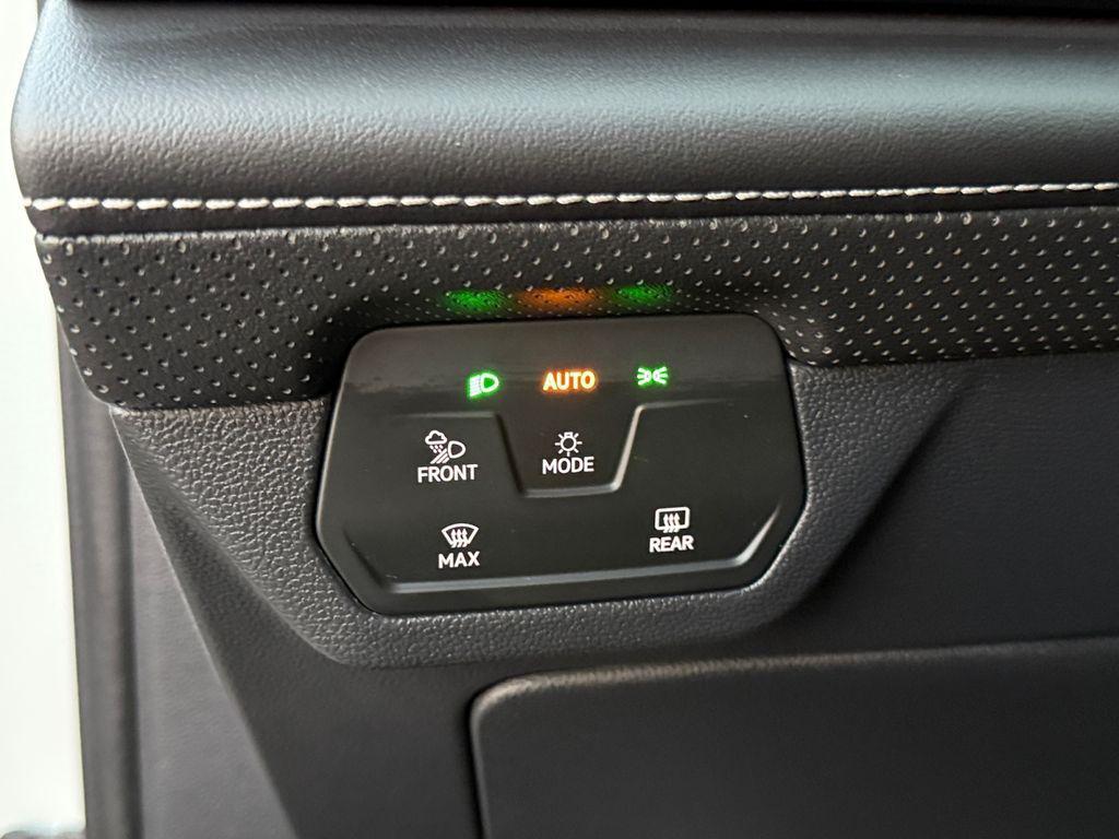 used 2025 Volkswagen Atlas car, priced at $31,000