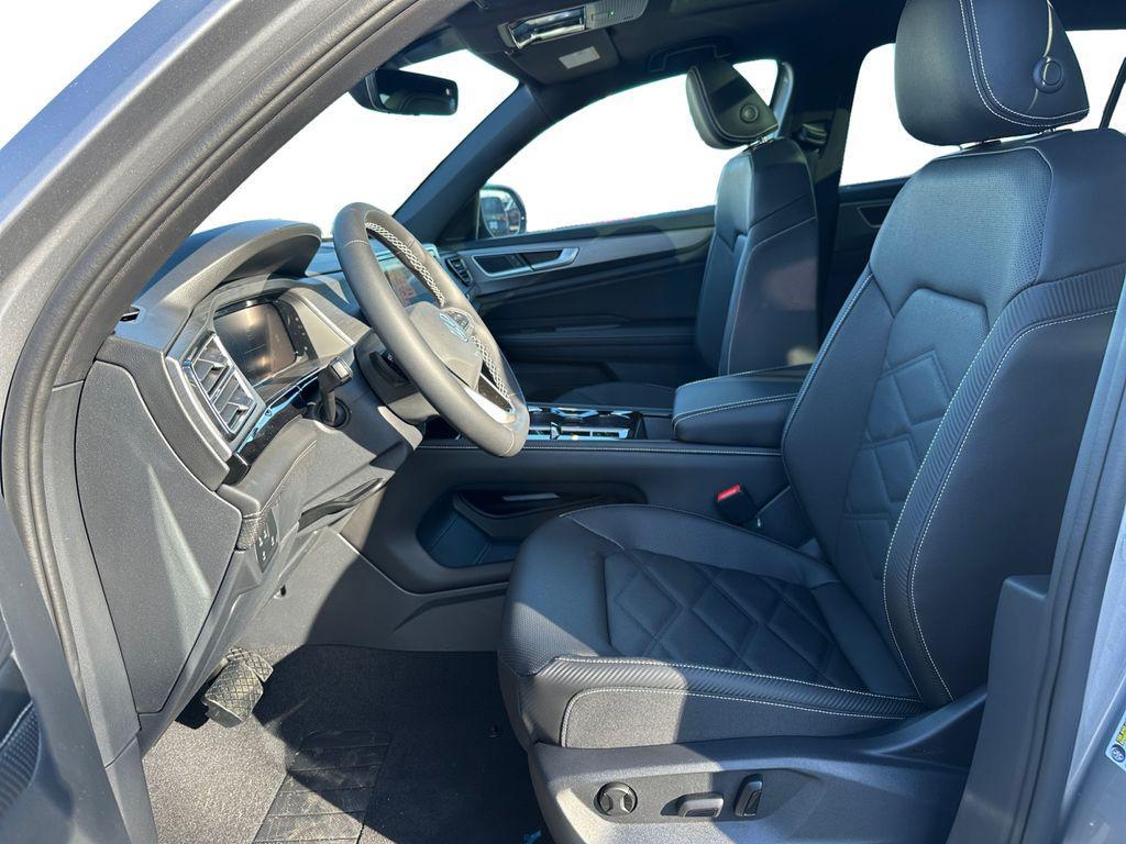 new 2026 Volkswagen Atlas Cross Sport car, priced at $45,346