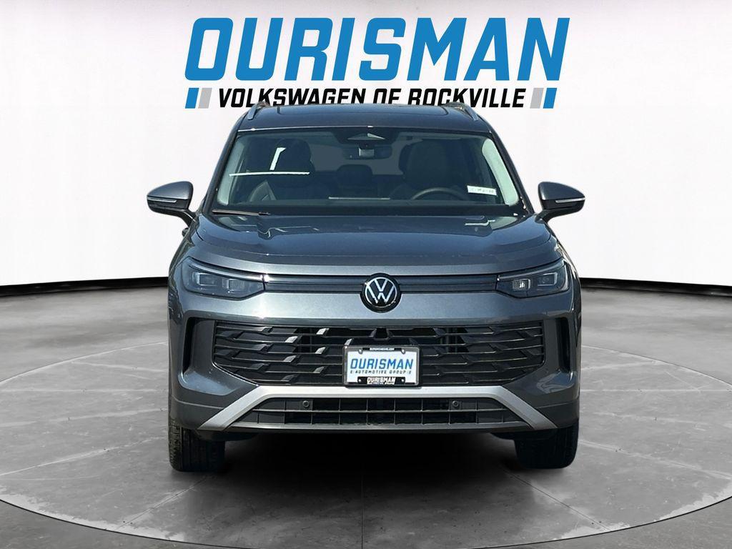 new 2026 Volkswagen Tiguan car, priced at $35,443