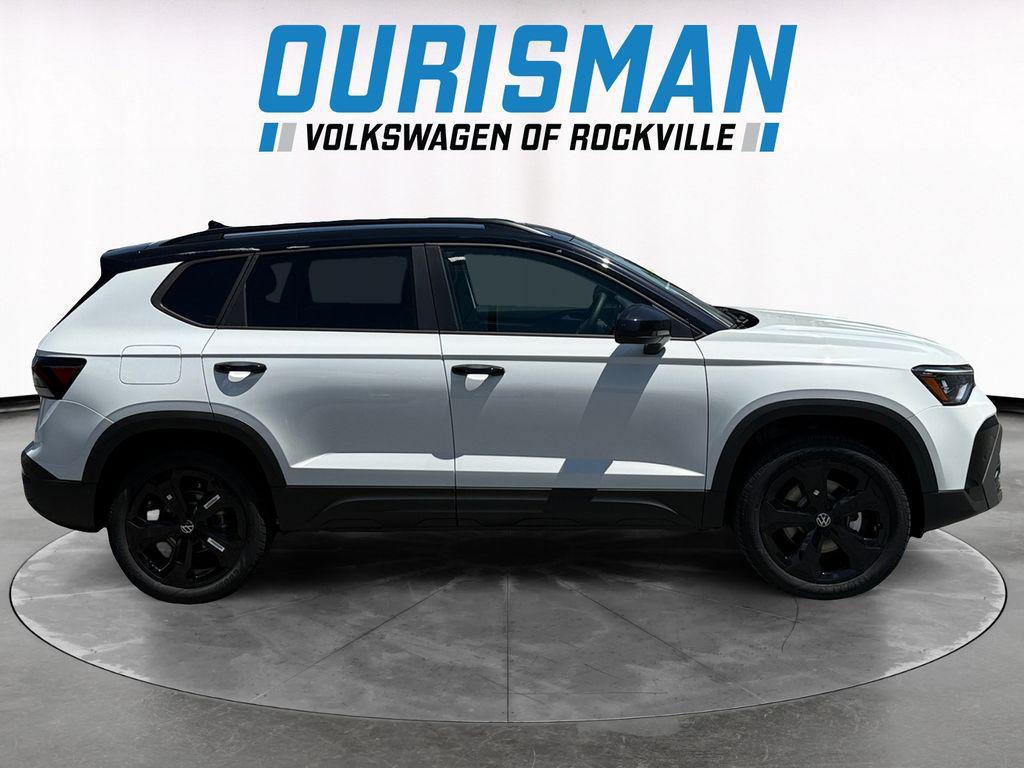 new 2026 Volkswagen Taos car