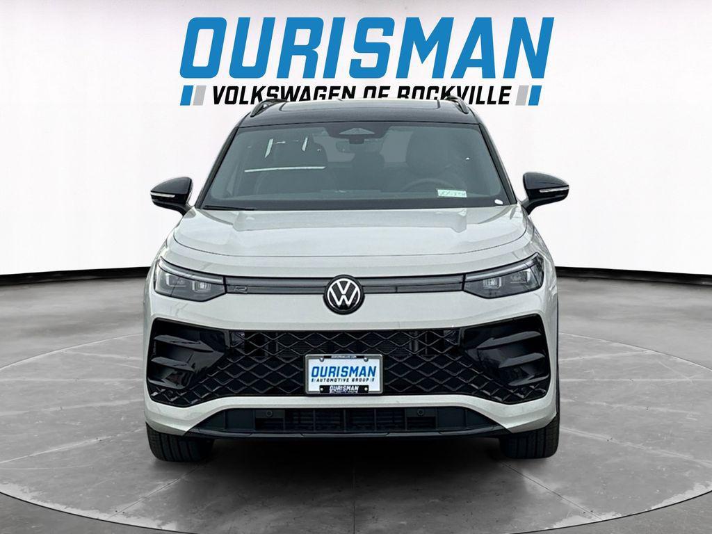 new 2026 Volkswagen Tiguan car, priced at $39,927